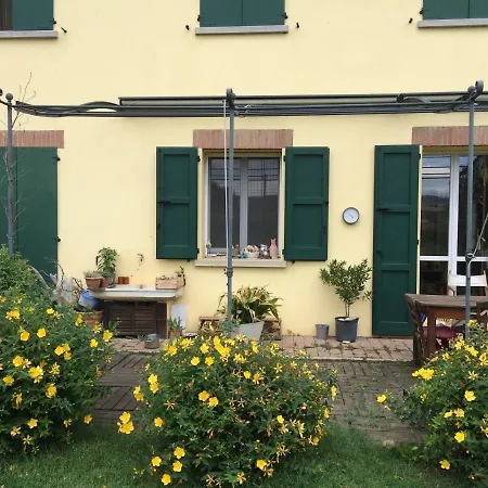 Il Giardino Alojamento de Acomodação e Pequeno-almoço Castelvetro di Modena